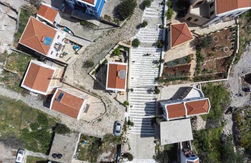 Megisti Casa | Alexandros