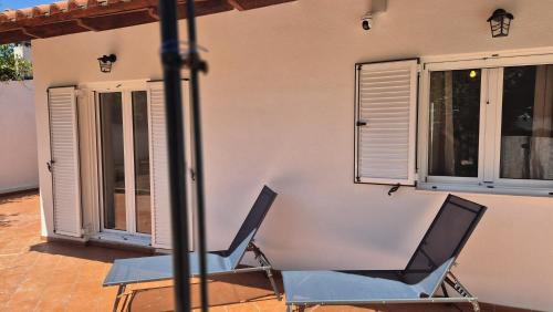 Spata-Artemida Casa | Alextina Residence