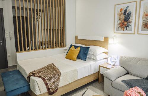 Katerini Apartamento | Alfa-Central Luxury Condo by Optimum Link