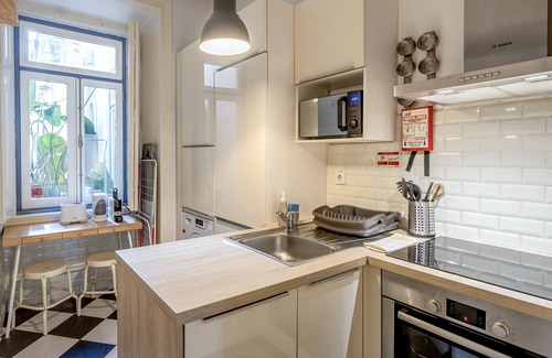 Alfama Apartamento | Alfama Blue by Homing