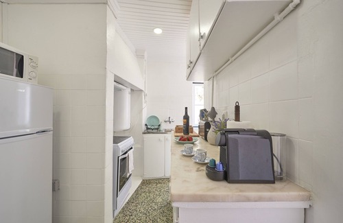 Alfama Apartamento | Alfama Light-Filled Apartment, By TimeCooler