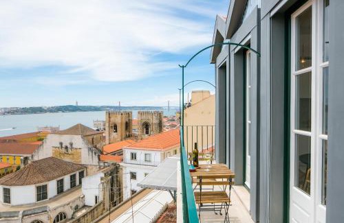 Se Apartamento | Alfama Terrace River View by LovelyStay