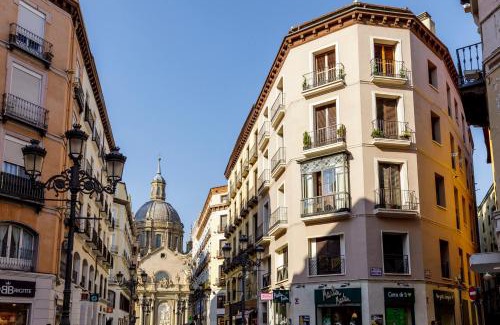 Centro histórico de Zaragoza Apartamento | Alfonso Suites - 1 plaza de parking gratuita en los apartamentos de 4 y 7 huéspedes