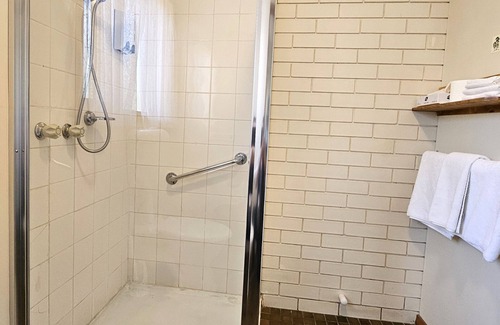 Alfredton Hotel | Alfred Motor Inn