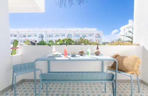 Alporchinhos Apartamento | Algarve Beaches Apartment by Portugal Collection