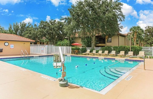 Solivita Condominio | Alhambra at Poinciana Hotel Unit Saturday Check-In