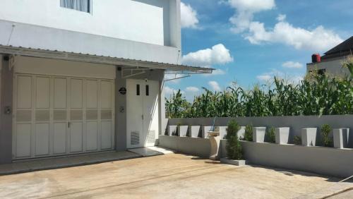Mandiraja Casa | Alia Corner Homestay