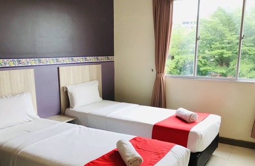 Batu Ferringhi Hotel | Alia Express Ferringhi