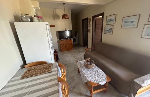 Paralia Dionysiou Apartamento | Alia Mare Apartment