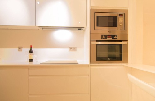 Marbella Apartamento | Alicate Playa apartamento reformado salida directa al jardín