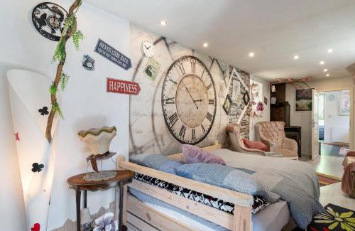 Muhlbach Apartamento | Alice im Wunderland