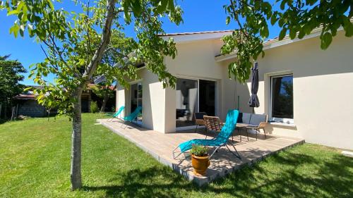 Naujac-Sur-Mer Casa | Alice’s house, Maison & Grange à 10km de l’Océan