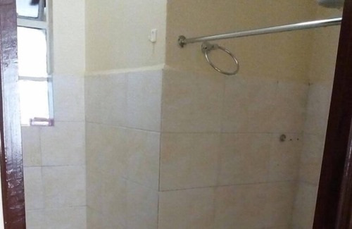Embakasi Hotel | Alijo Palace