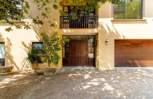 Greater Johannesburg Metropolitan Area Apartamento | #AlimamaSpaces Culross Cottage Retreat