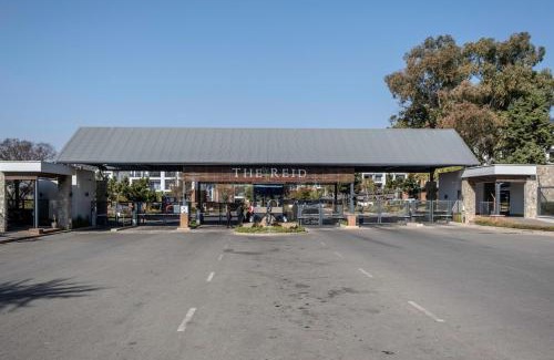 Greater Johannesburg Metropolitan Area Apartamento | #AlimamaSpaces The Phelo's Reid