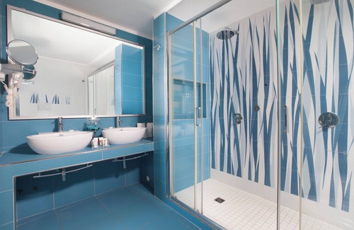 Meta Hotel | Alimuri Bay Resort