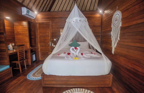 Ceningan Island Hotel | Alinn Villas