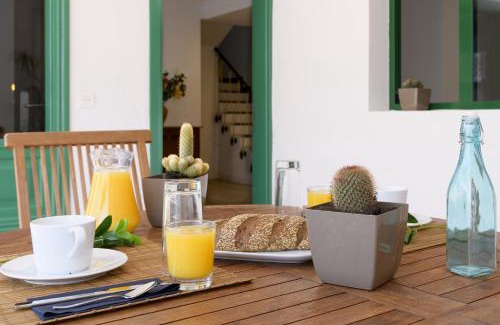 Playa Honda Casa | ALIZUTH HOME