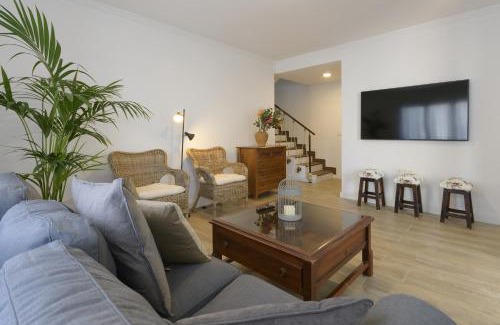 Playa Honda Casa | ALIZUTH HOME