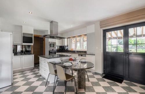 Alken Casa | Alken Farm Stay with Terrace