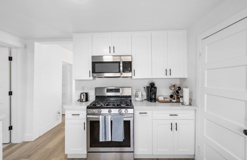 West Seattle Casa | ★ ALKI BEACH HOUSE ★ PARKING