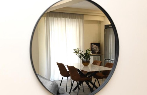 Ampelokipoi Apartamento | Alkmini Apartment