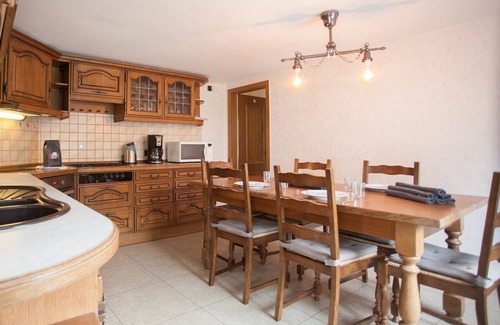 Neuastenberg Apartamento | All comfort, fast am slopes on a quiet location close to the ski area Postwiese