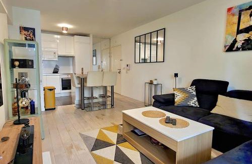 Colombes Apartamento | All comfort -Parking&Fibre #WelcomeHome Gare Colombes