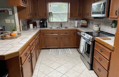 Coldspring Casa | All Decked Out on Beautiful Lake Livingston