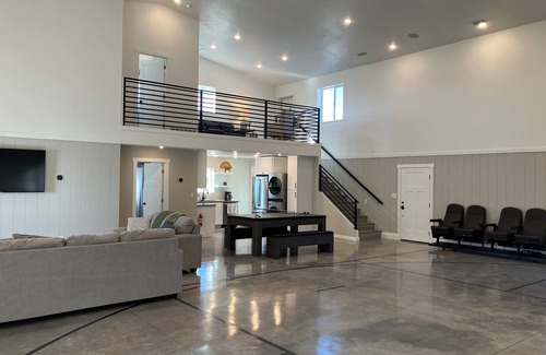 Sevier County Casa | All "Fun and Games" on the Piute Trail!