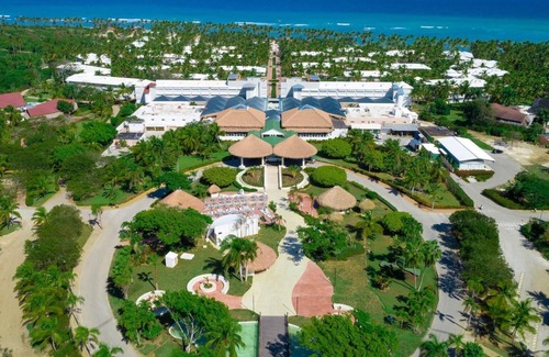 Punta Cana Complejo | All-Inclusive Premium Room (with Balcony) at Grand Sirenis Punta Cana