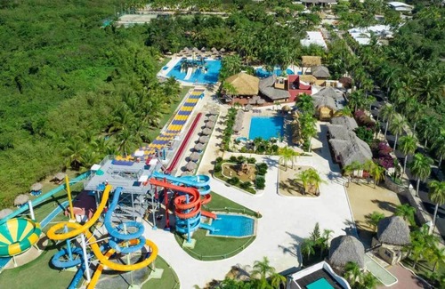 Punta Cana Complejo | All-Inclusive Premium Room (with Balcony) at Grand Sirenis Punta Cana