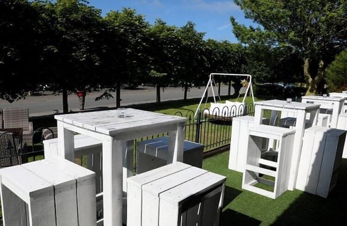 Wangerland Apartamento | Habitación con todas las comidas incluidas en Wangerland