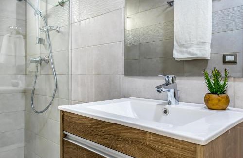 Tumba Vieja Apartamento | All Mode City View Apartment - PH Quartier Del Mar