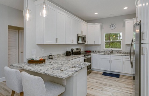 Port Malabar Casa | All new, lovely, spacious 3bd/2bth unit sleeps 10!