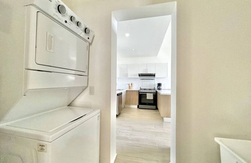 La Ceiba Apartamento | ALL NEW Modern Loft with Dreamy Ocean View