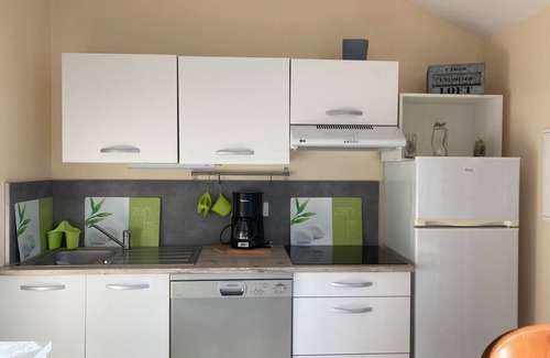 Saint-Palais-sur-Mer Apartamento | ALL ON FOOT, 500m beach, 200m lake