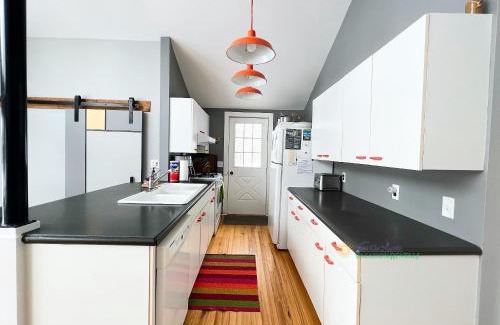 Lake Township Casa | All Points North