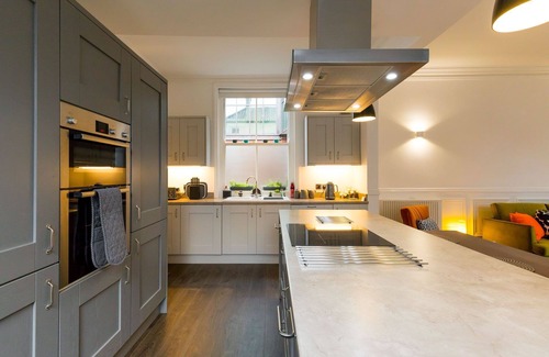 Norwich Cabaña | All Saints Green | Modern Cottage in Norwich City Centre