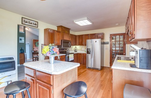 Lakeview Casa | All-Season Indian Lake Home w/ Covered Deck!