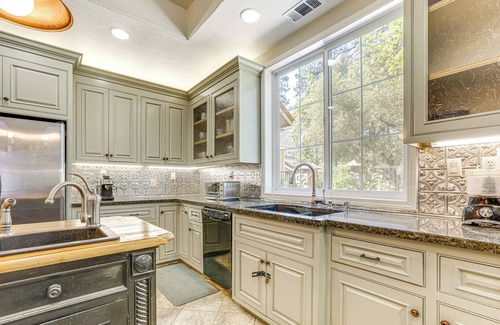 Shenandoah Valley Casa | All-Season Outdoor Base Camp: Gold Country Home!