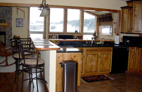 East Glacier Park Condominio | Escapada de vacaciones en todas las estaciones con impresionantes vistas!