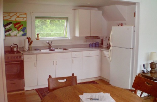 Craftsbury Village Cabaña | All Season Vermont Vacation Cottage