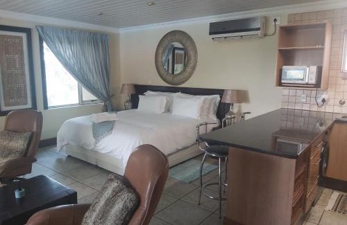 Moreleta Park Cama Y Desayuno | All Seasons Boutique Hotel - Own Water - Own Electricity