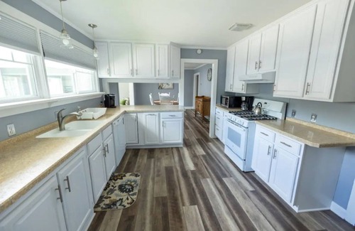 Prudenville Casa | All-Seasons Houghton Lake Getaway
