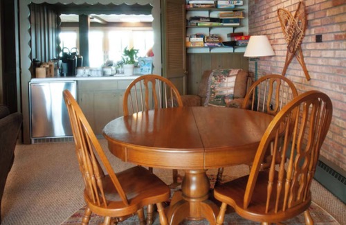 Lake Arrowhead Casa | ALL-Sport Arrowhead Lake Private Beach-Front Home