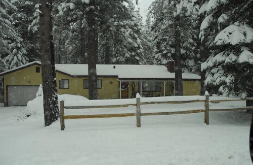 North Upper Truckee Cabina | Toda la comodidad del hogar Número de permiso 2575
