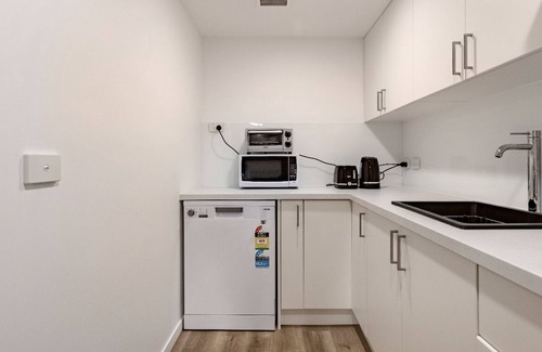 Robina Apartamento | All U need Studio Next BondUni