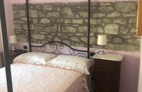 Fivizzano Cama Y Desayuno | Alla Porta Di Sotto B&B