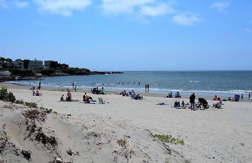 Bonnet Shores Casa | Allagash Summer House, Walk to Kelly Beach